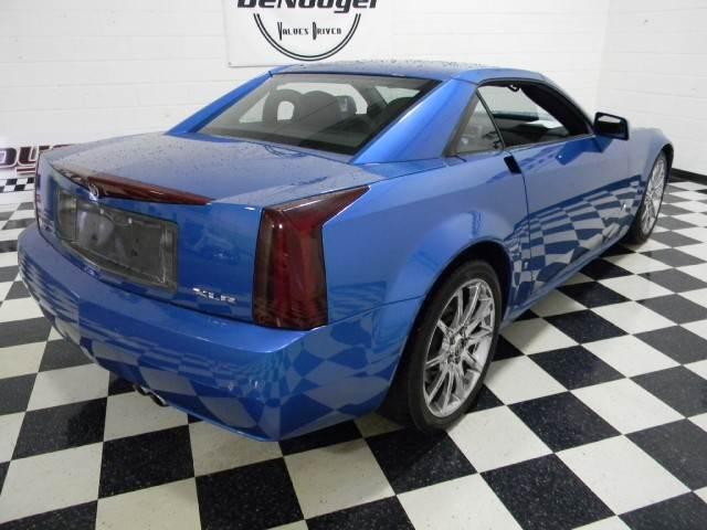 2008 Cadillac XLR-V