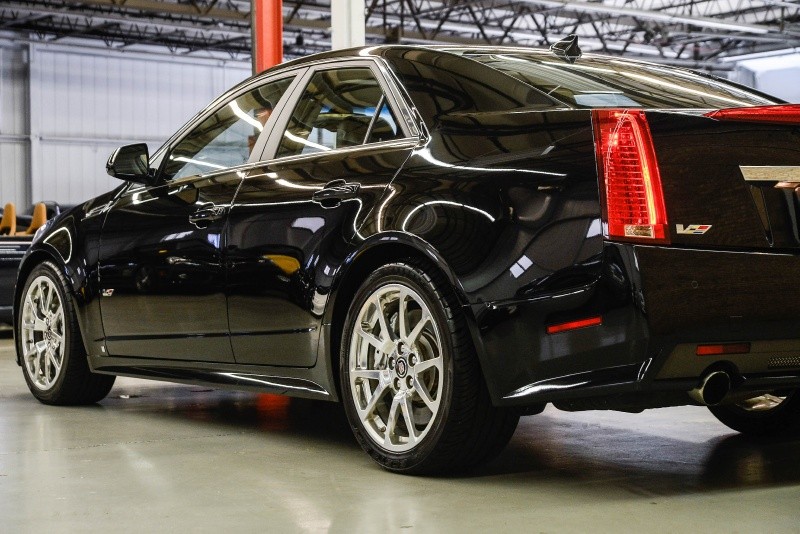 2009 Cadillac CTS-V - Black Raven