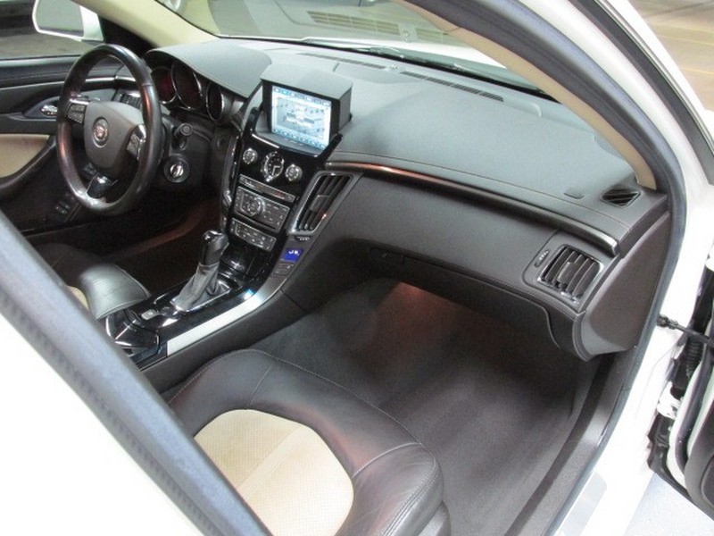 2009 Cadillac CTS-V Sedan - White Diamond Tricoat