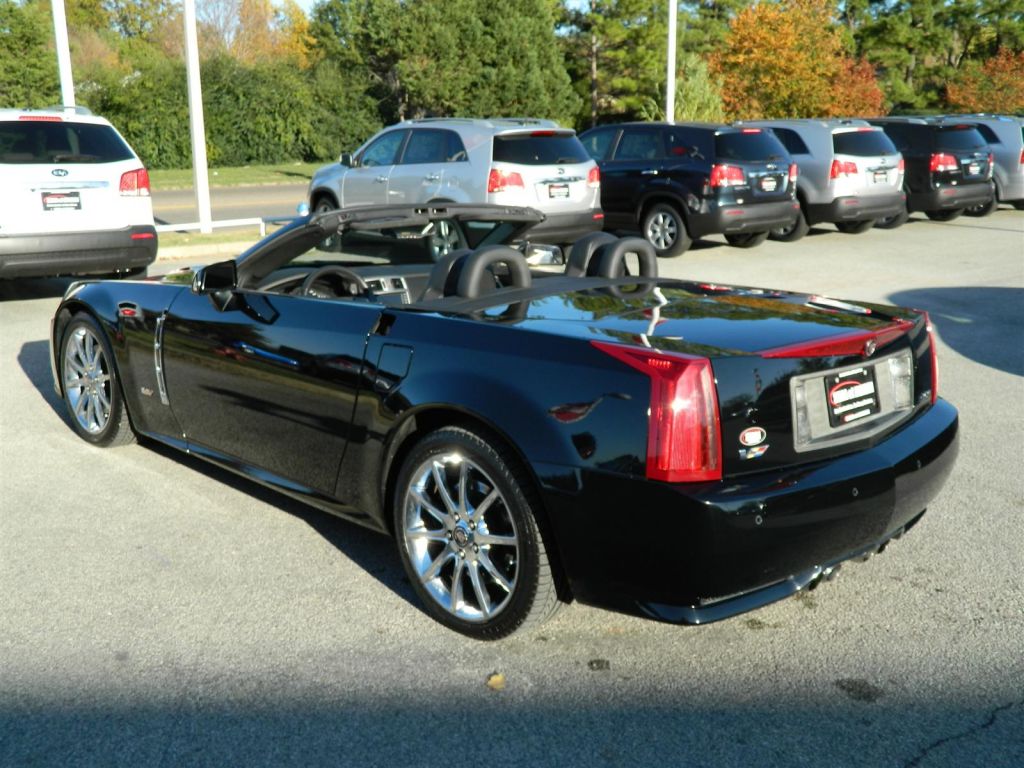 2009 Cadillac XLR-V