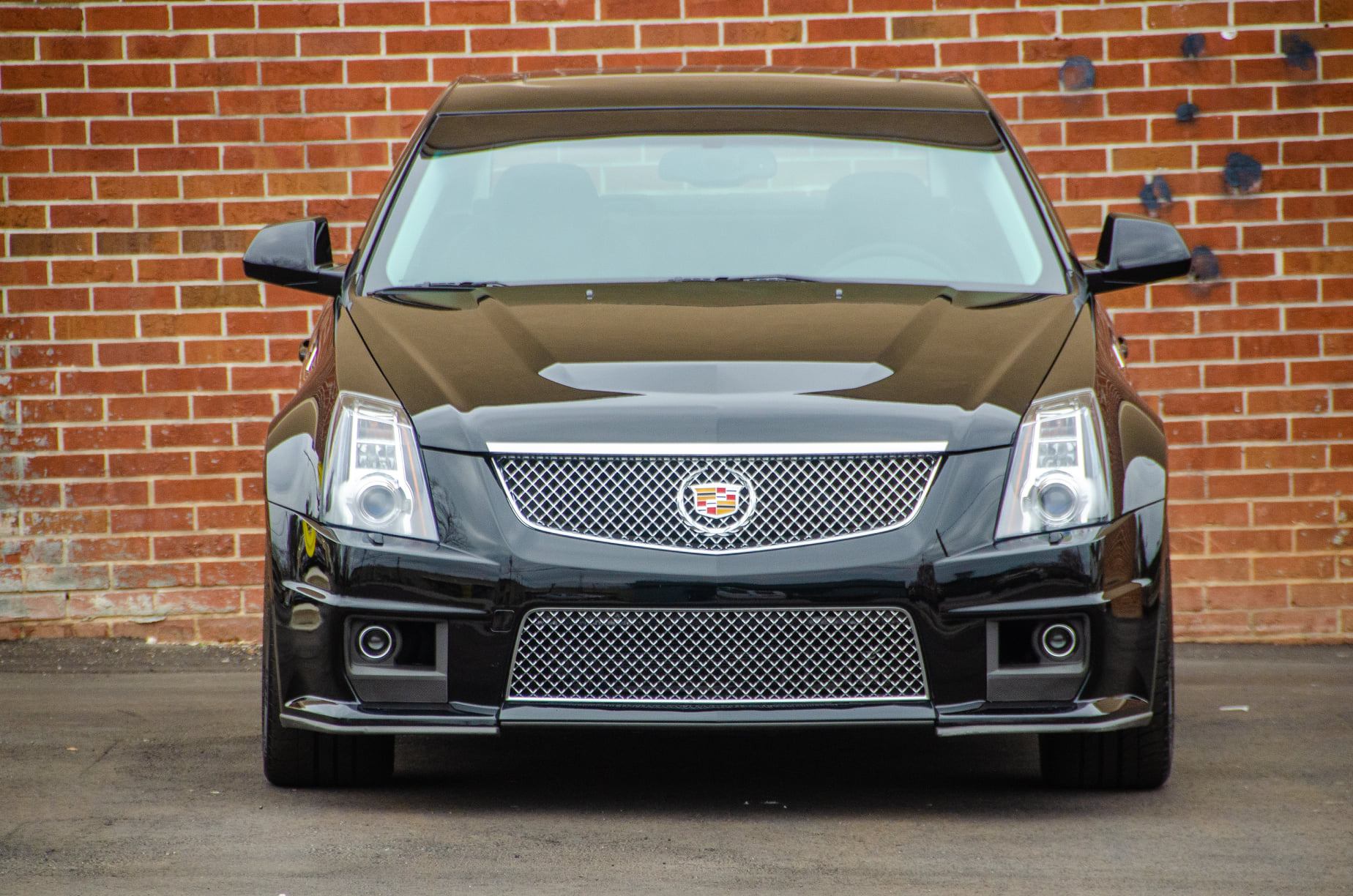 2010 Cadillac CTS-V in Black Raven