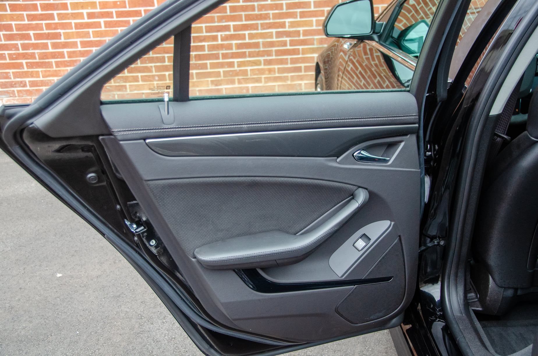 2010 Cadillac CTS-V in Black Raven