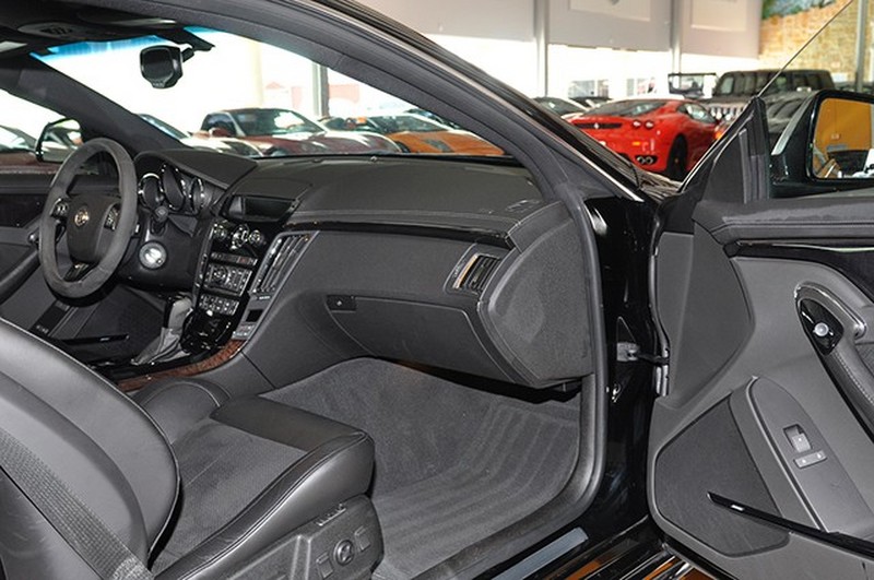 2011 Cadillac CTS-V Coupe - Black Raven