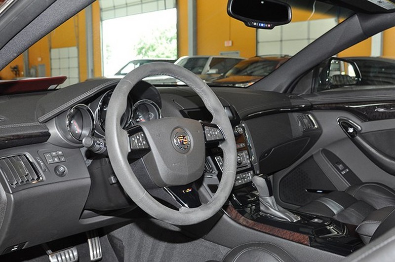 2011 Cadillac CTS-V Coupe - Black Raven