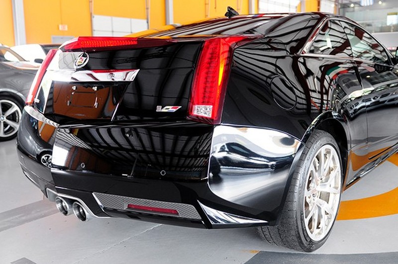 2011 Cadillac CTS-V Coupe - Black Raven