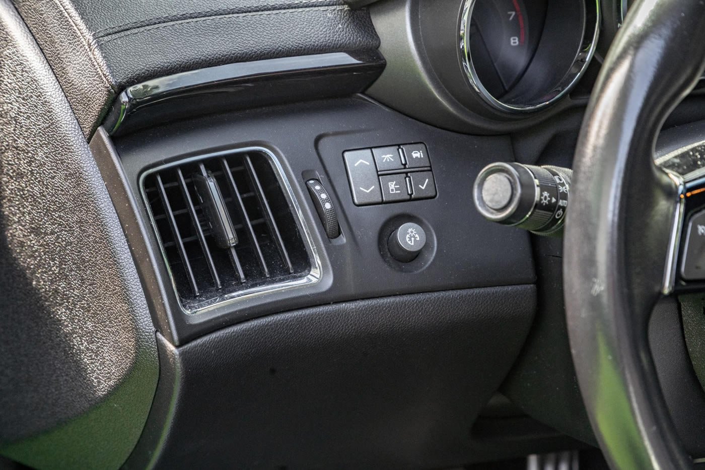 2011 Cadillac CTS-V Coupe in Thunder Gray Chromaflair