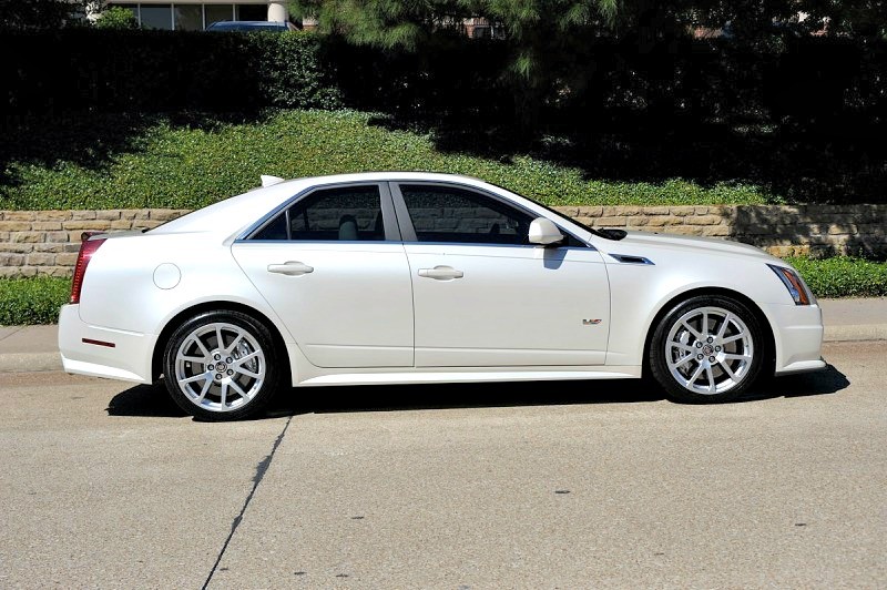 2011 Cadillac CTS-V Sedan - White Diamond Tricoat