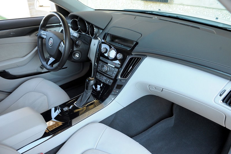 2011 Cadillac CTS-V Sedan - White Diamond Tricoat