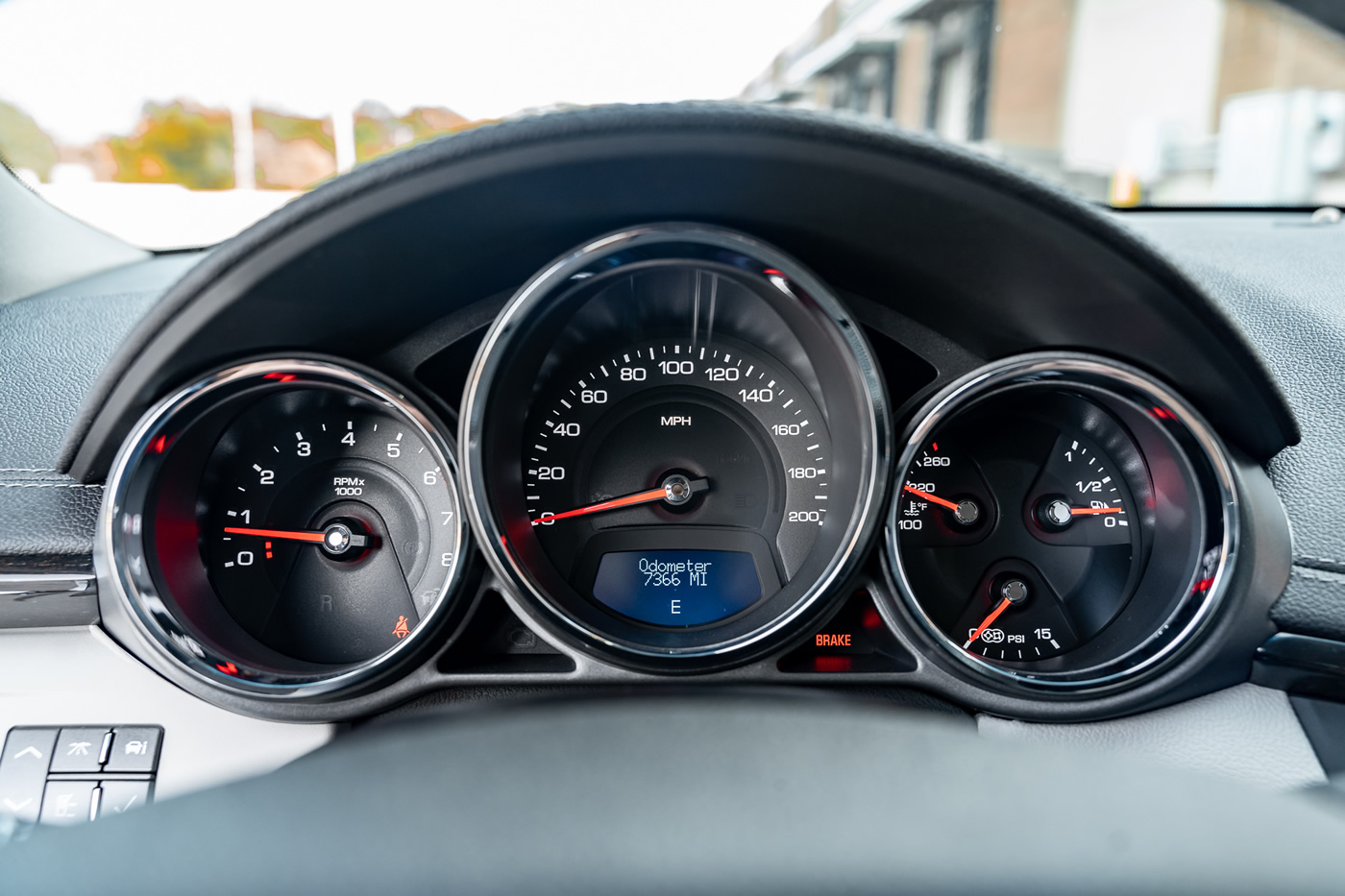 2011 Cadillac CTS-V Wagon 6-Speed in White Diamond Tricoat