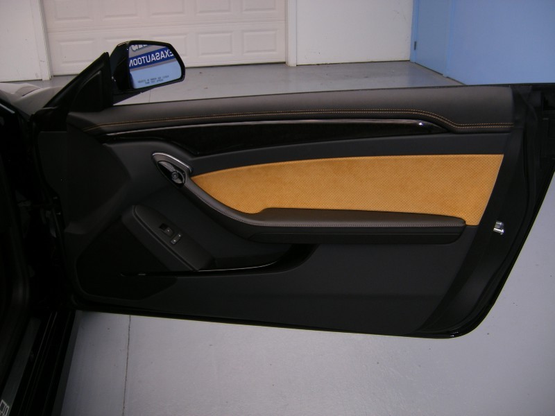 2012 Cadillac CTS-V Coupe in Black Raven