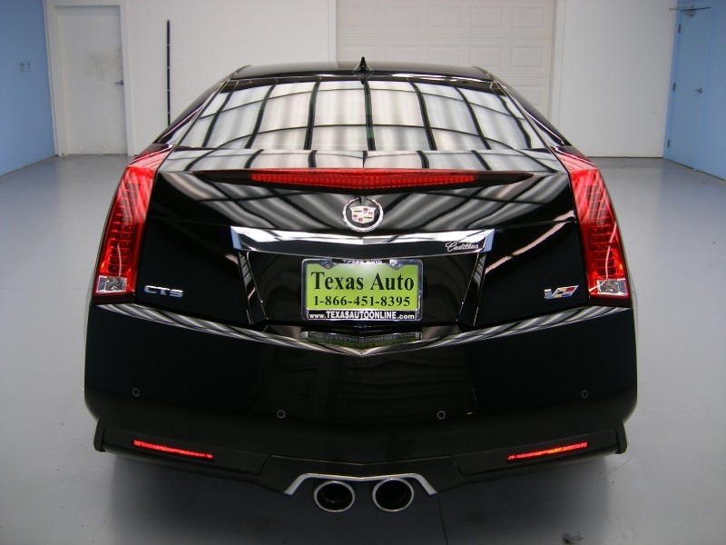 2012 Cadillac CTS-V Coupe in Black Raven