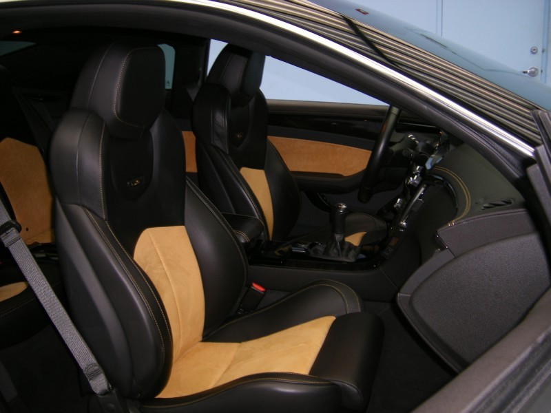 2012 Cadillac CTS-V Coupe in Black Raven