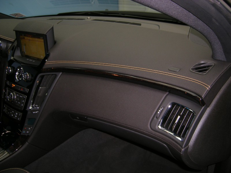 2012 Cadillac CTS-V Coupe in Black Raven