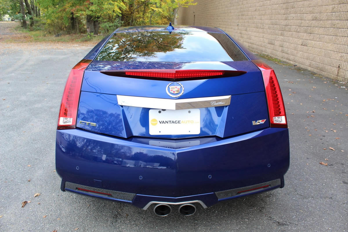 2012 Cadillac CTS-V Coupe in Opulent Blue Metallic