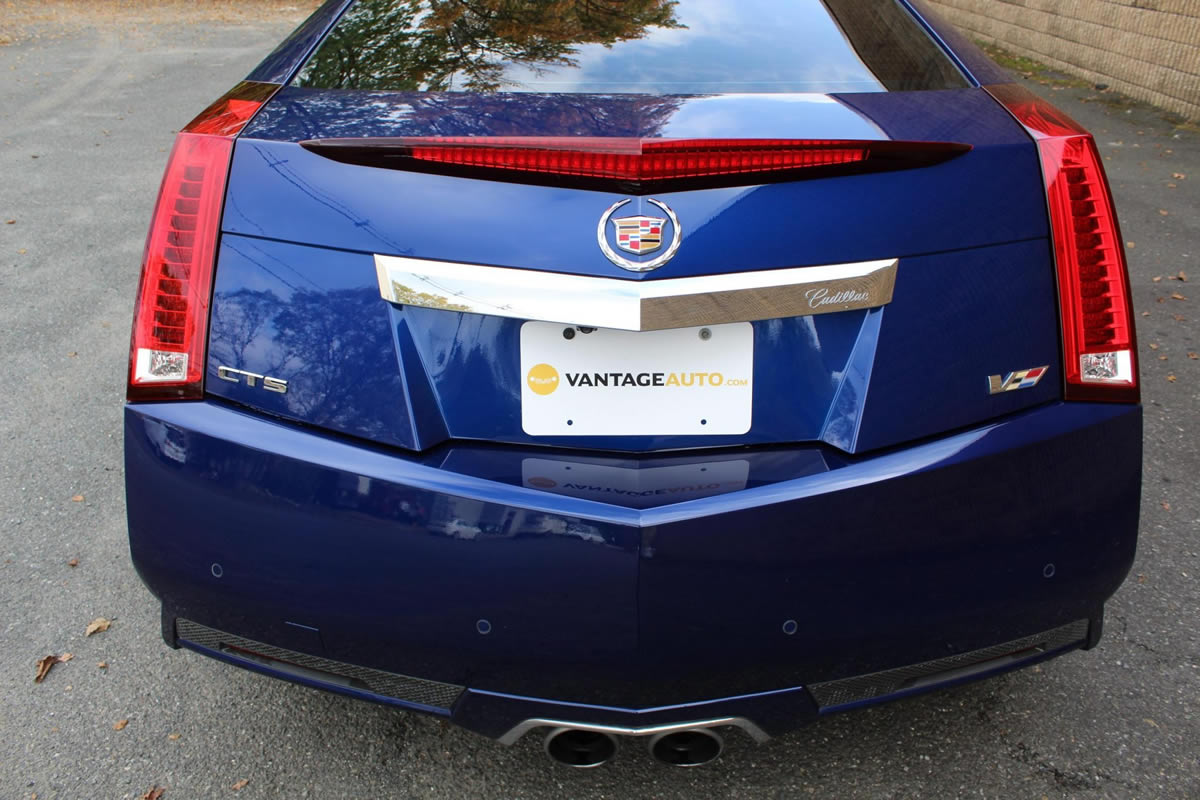 2012 Cadillac CTS-V Coupe in Opulent Blue Metallic