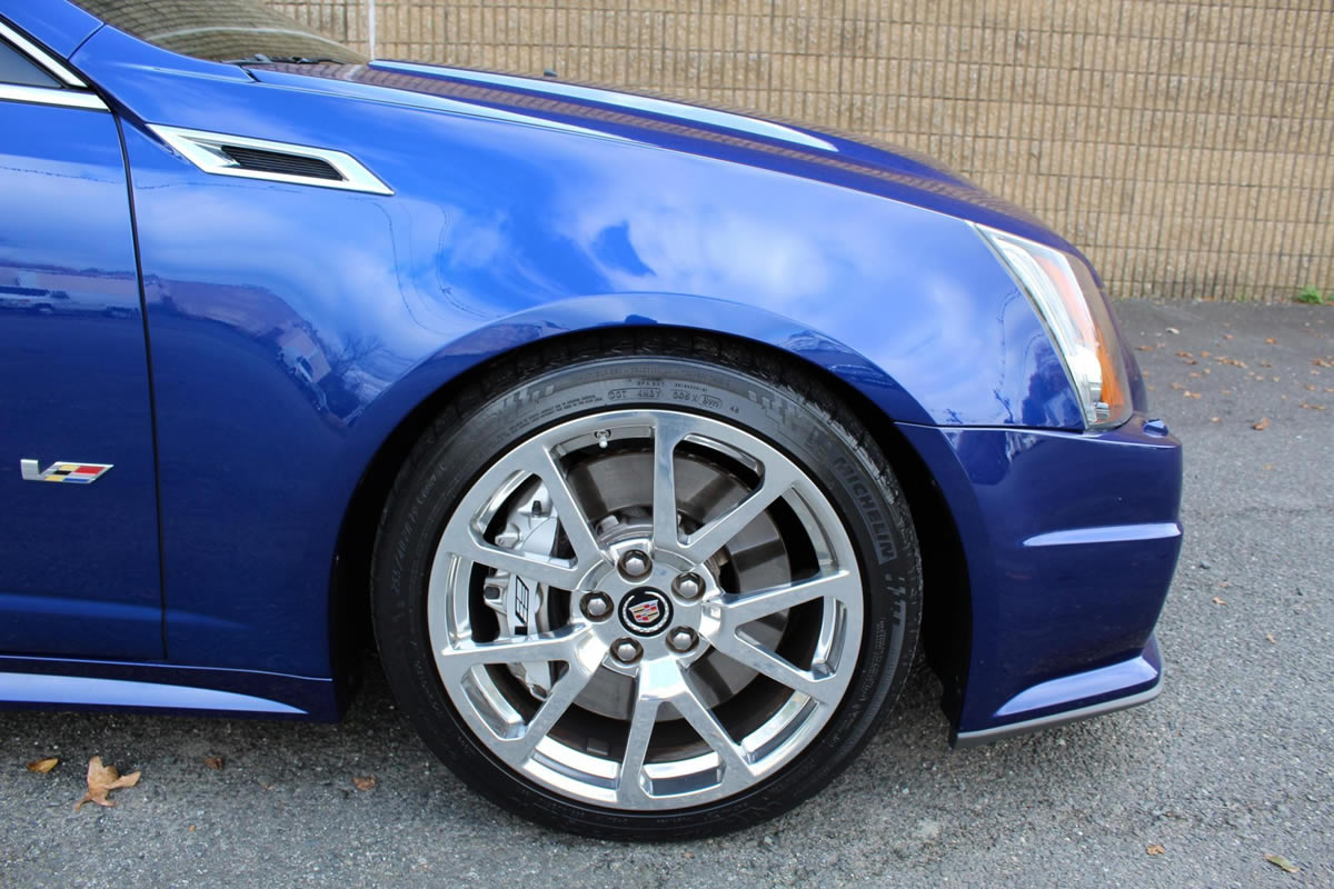 2012 Cadillac CTS-V Coupe in Opulent Blue Metallic