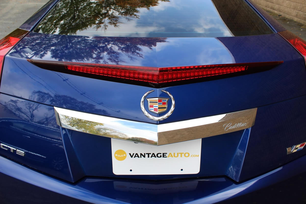 2012 Cadillac CTS-V Coupe in Opulent Blue Metallic