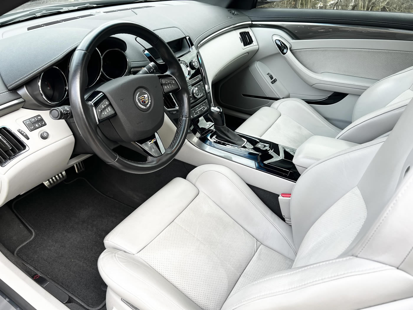 2012 Cadillac CTS-V Coupe in Thunder Gray Metallic Chromaflair