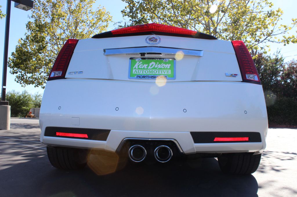 2012 Cadillac CTS-V Coupe - White Diamond Tricoat