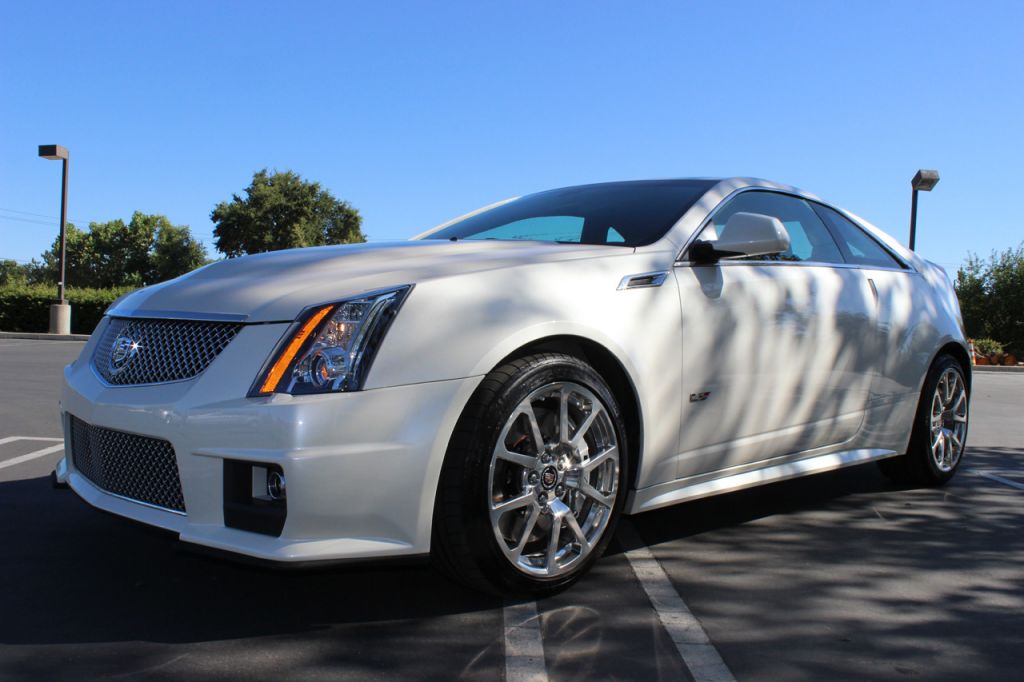 2012 Cadillac CTS-V Coupe - White Diamond Tricoat