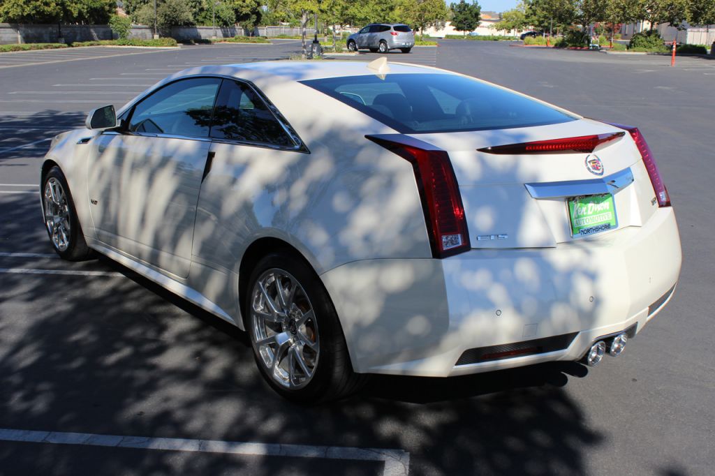 2012 Cadillac CTS-V Coupe - White Diamond Tricoat