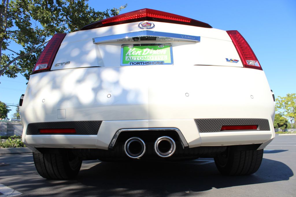 2012 Cadillac CTS-V Coupe - White Diamond Tricoat