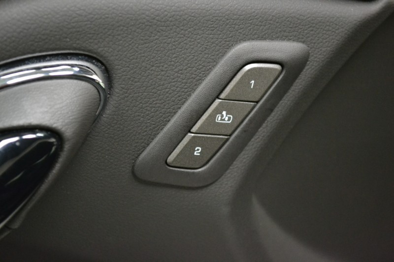 2012 Cadillac CTS-V Coupe - White Diamond Tricoat