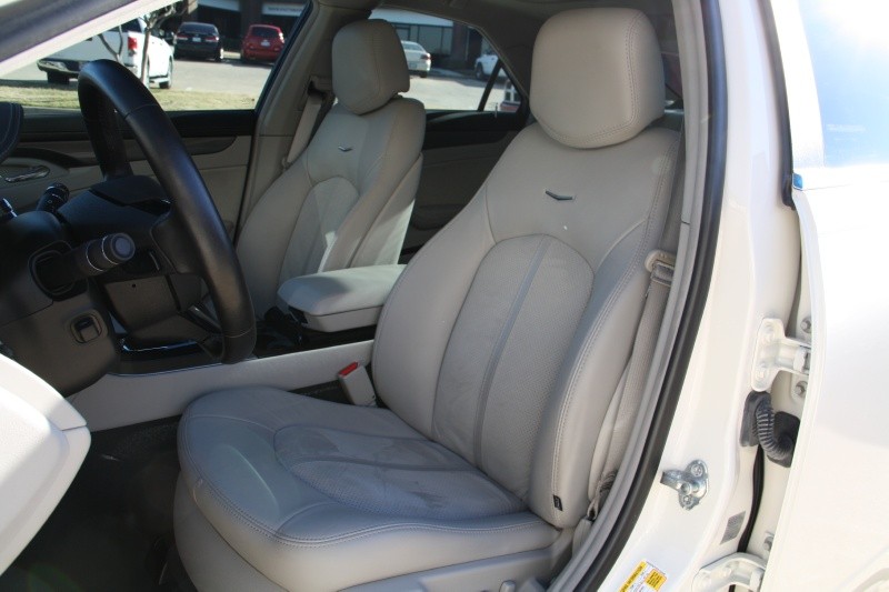 2012 Cadillac CTS-V Sedan - White Diamond Tricoat