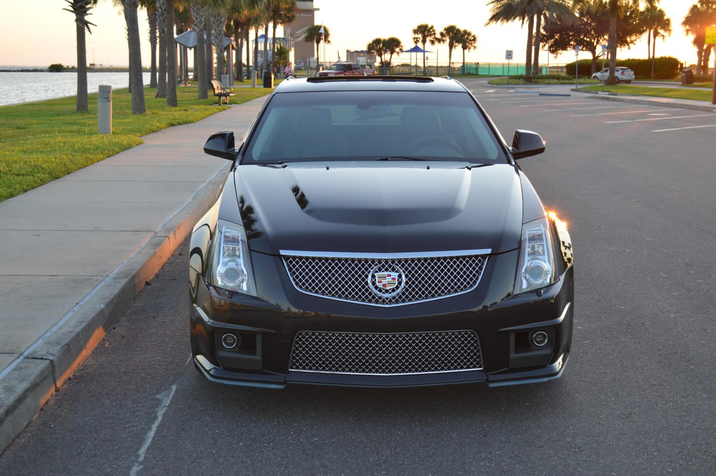 2012 Cadillac CTS-V Wagon in Black Diamond Tricoat