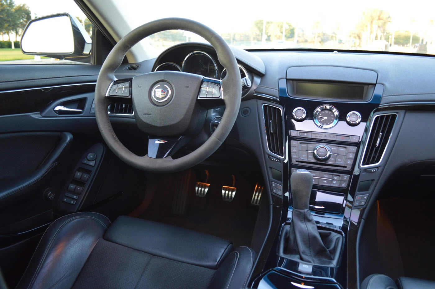2012 Cadillac CTS-V Wagon in Black Diamond Tricoat