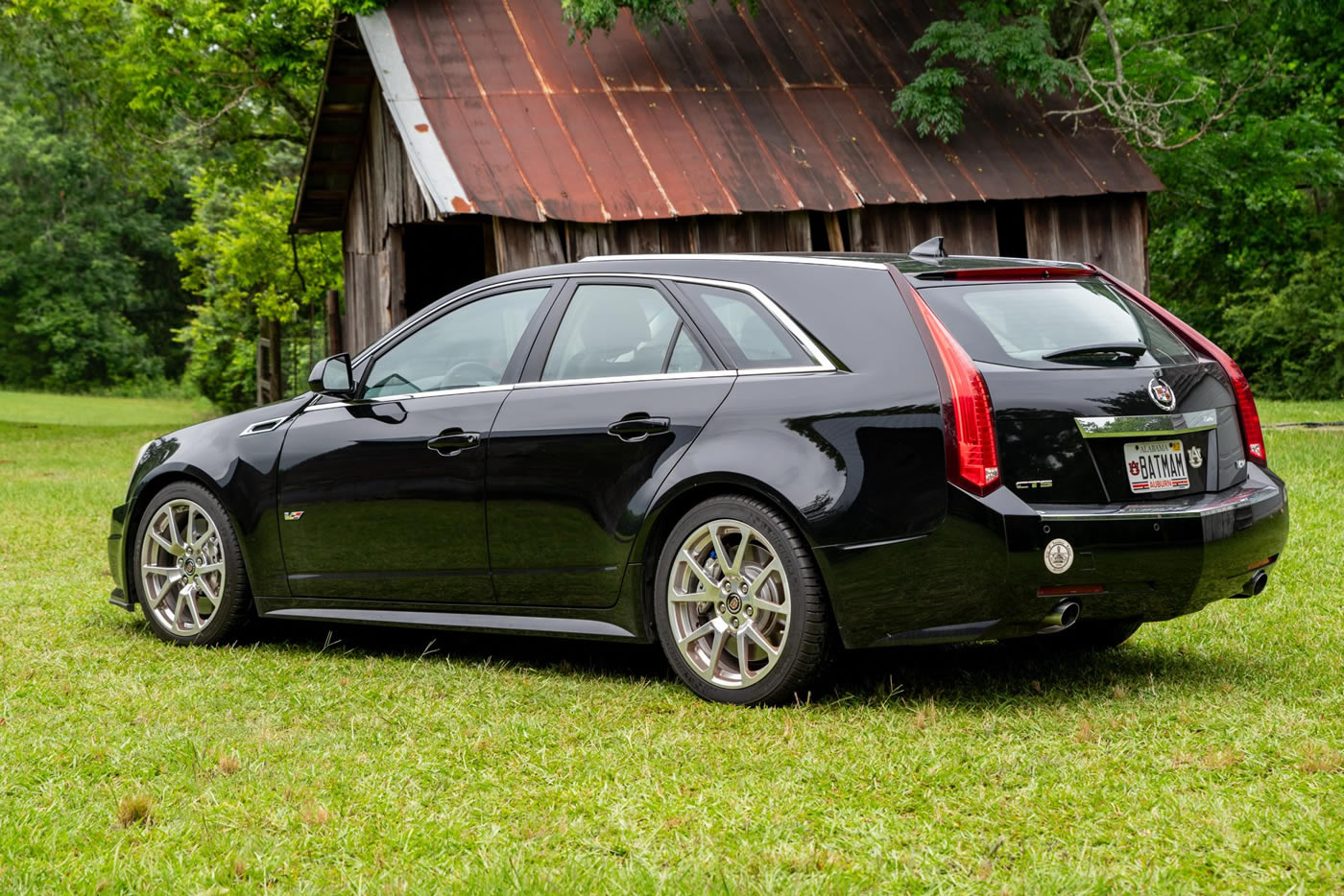2012 Cadillac CTS-V Wagon in Black Raven
