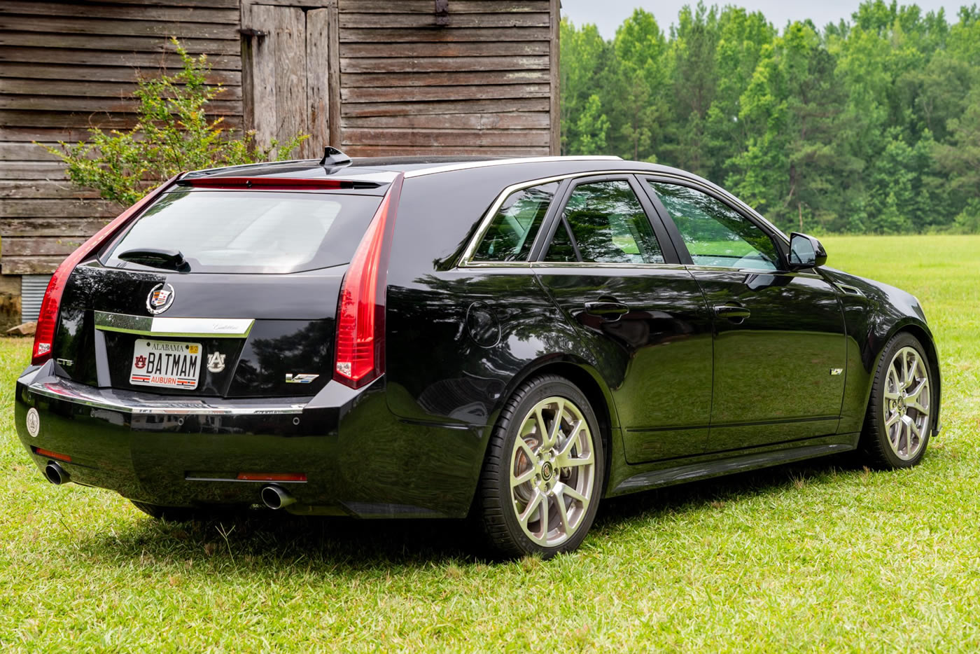 2012 Cadillac CTS-V Wagon in Black Raven