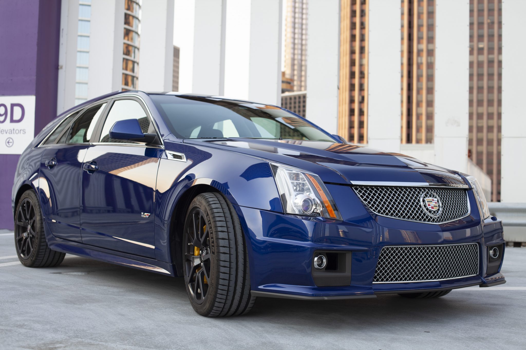 2012 Cadillac CTS-V Wagon in Opulent Blue Metallic