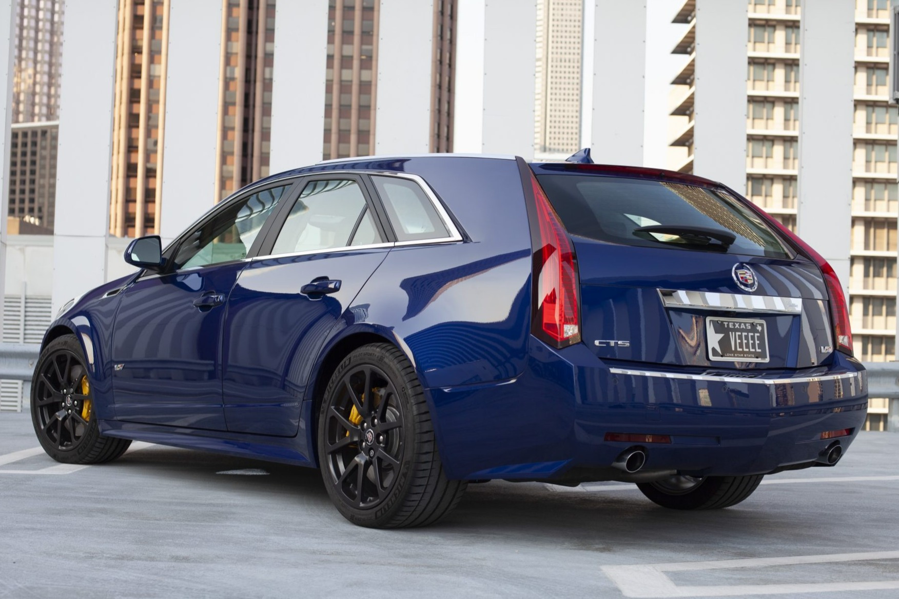 2012 Cadillac CTS-V Wagon in Opulent Blue Metallic