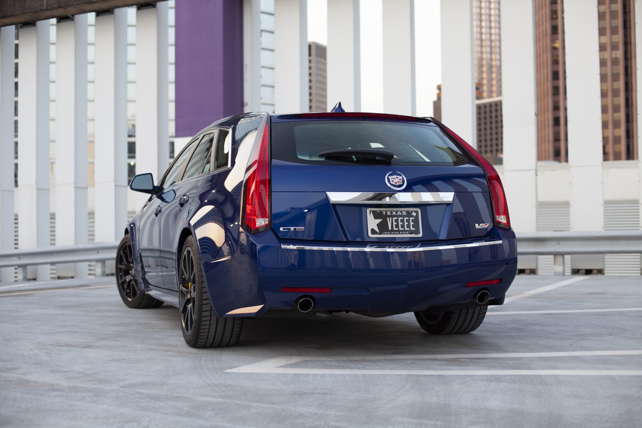 2012 Cadillac CTS-V Wagon in Opulent Blue Metallic