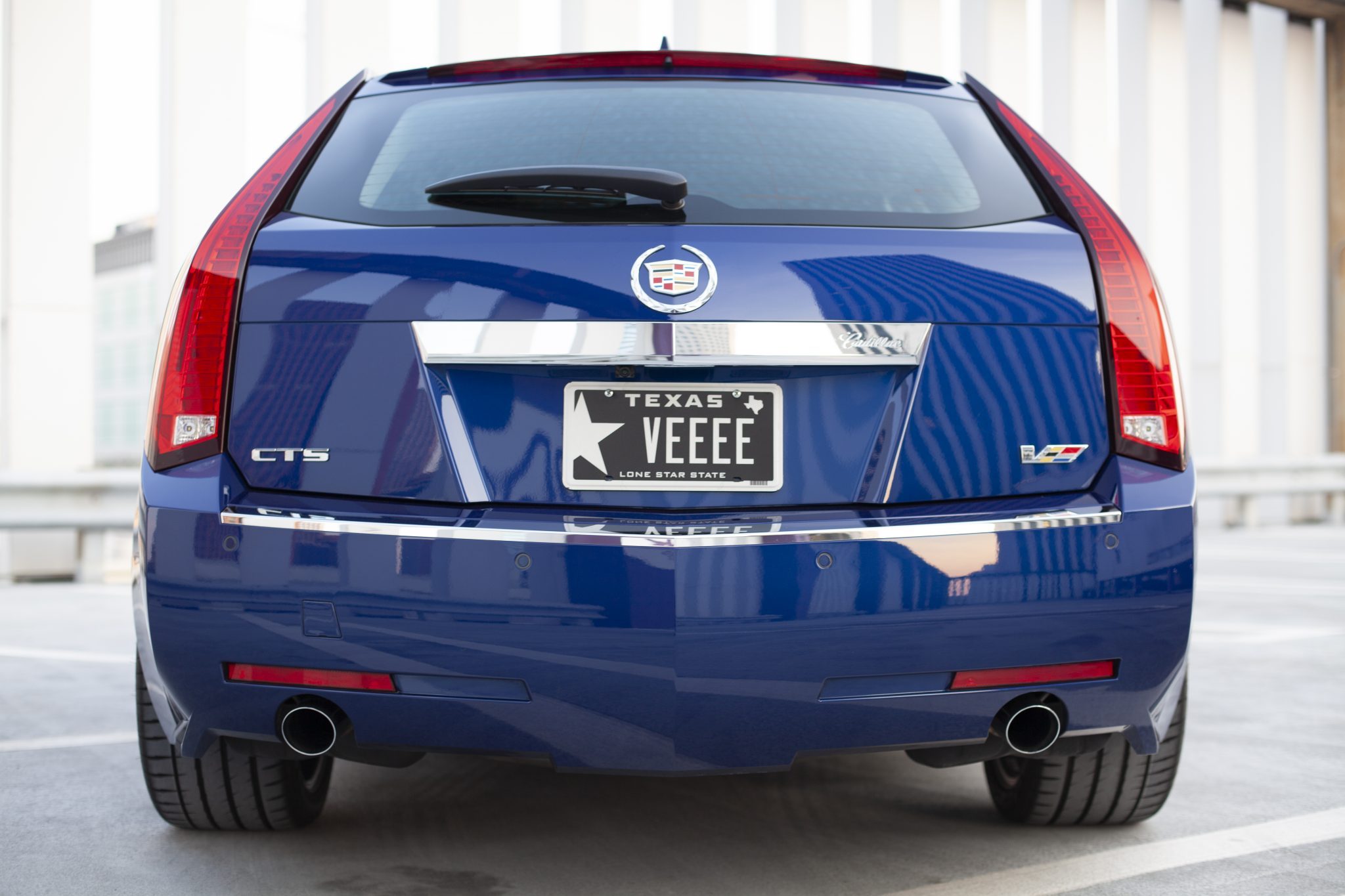 2012 Cadillac CTS-V Wagon in Opulent Blue Metallic