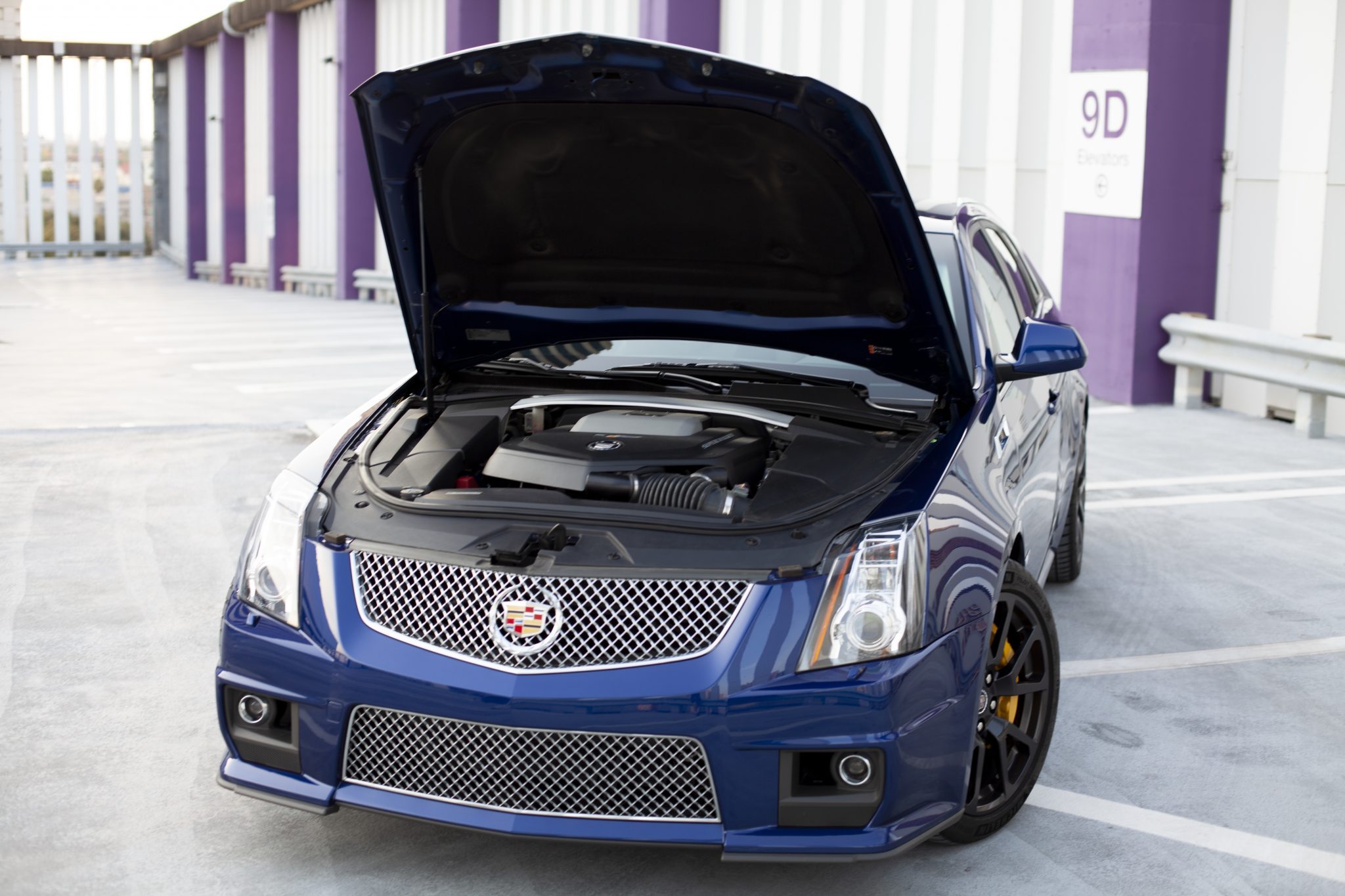 2012 Cadillac CTS-V Wagon in Opulent Blue Metallic