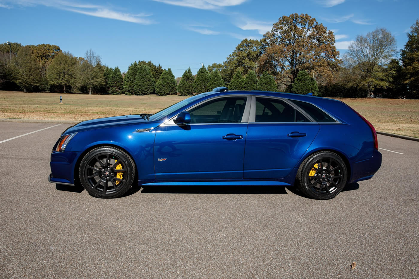 2012 Cadillac CTS-V Wagon in Opulent Blue