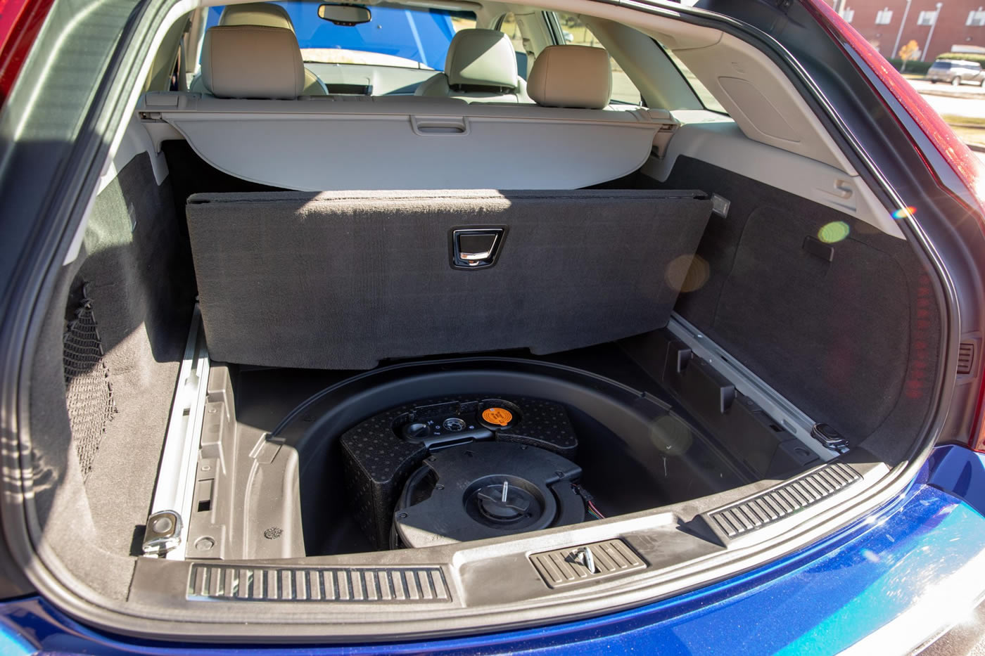 2012 Cadillac CTS-V Wagon in Opulent Blue