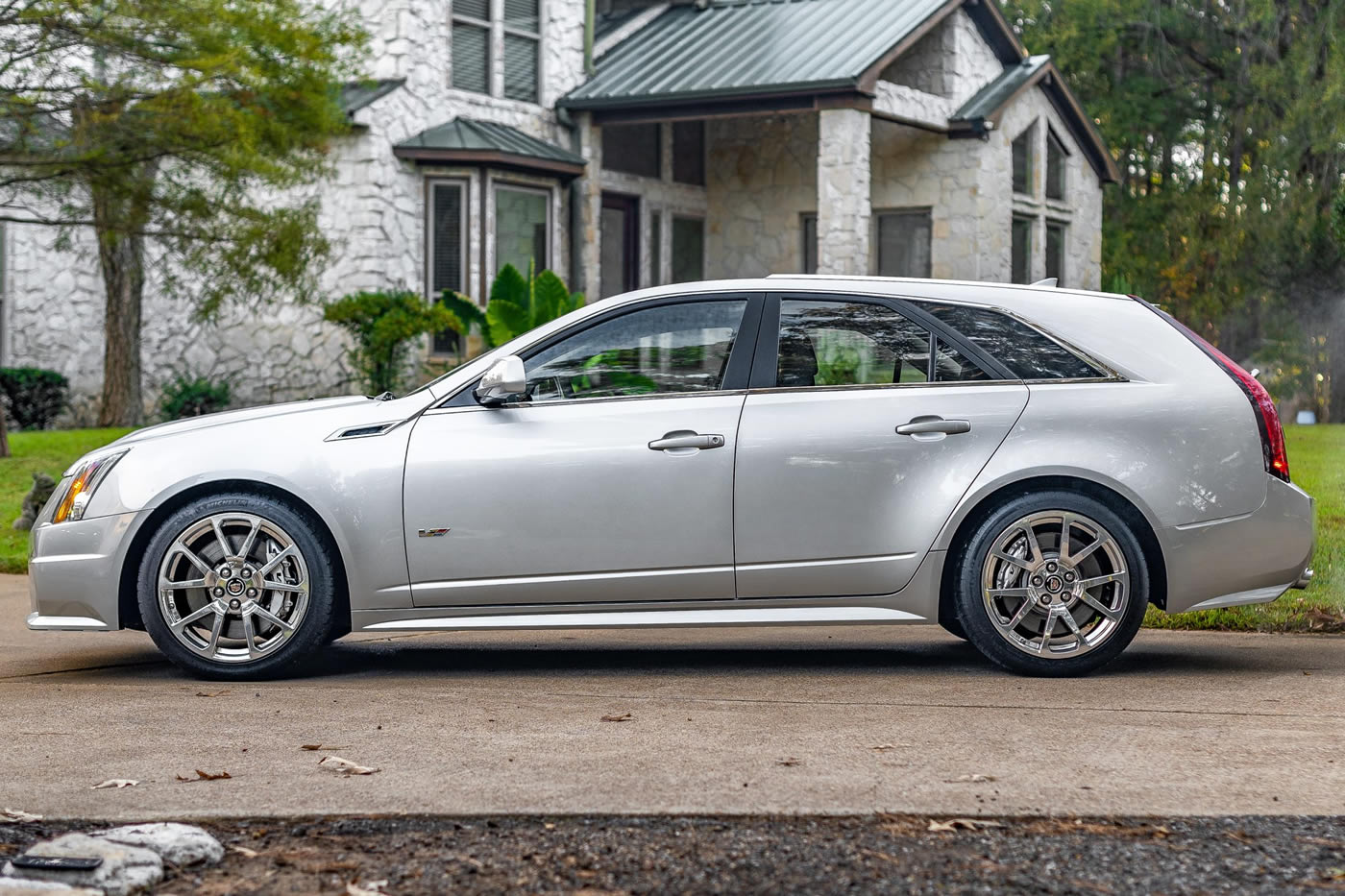 2012 Cadillac CTS-V Wagon in Radiant Silver Metallic