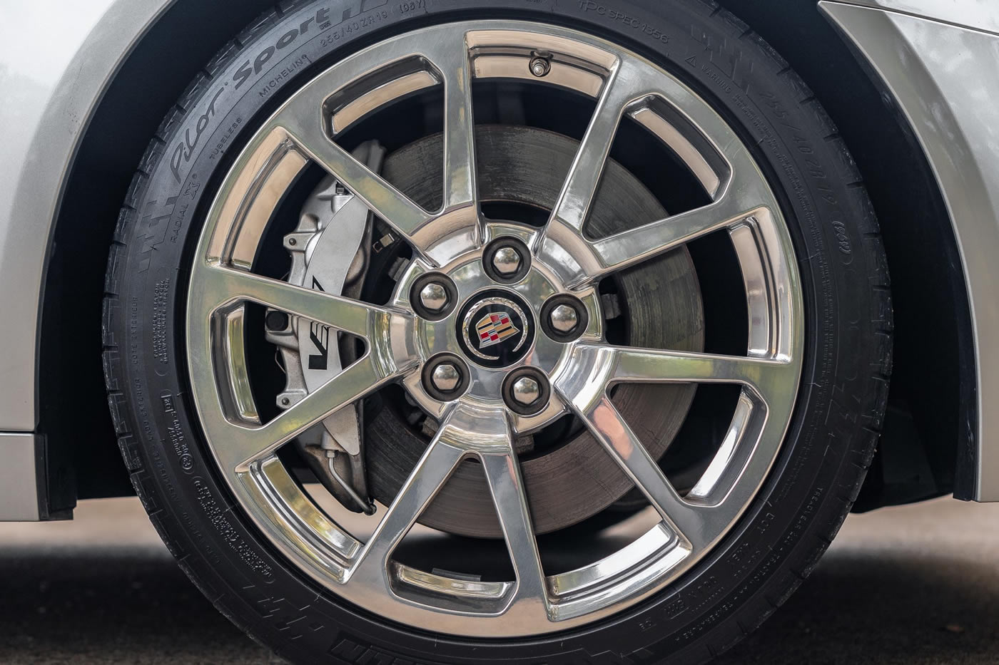 2012 Cadillac CTS-V Wagon in Radiant Silver Metallic