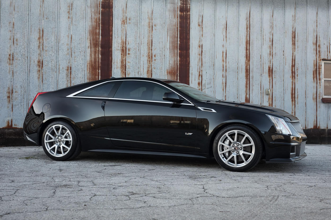 2013 Cadillac CTS-V Coupe in Black Diamond Tricoat