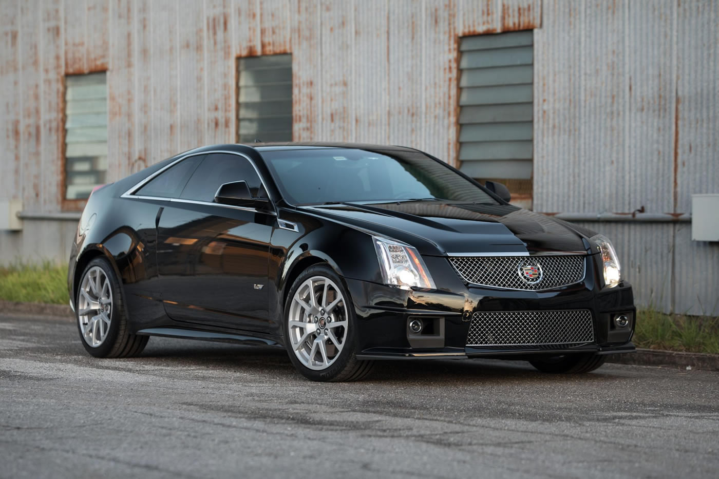 2013 Cadillac CTS-V Coupe in Black Diamond Tricoat
