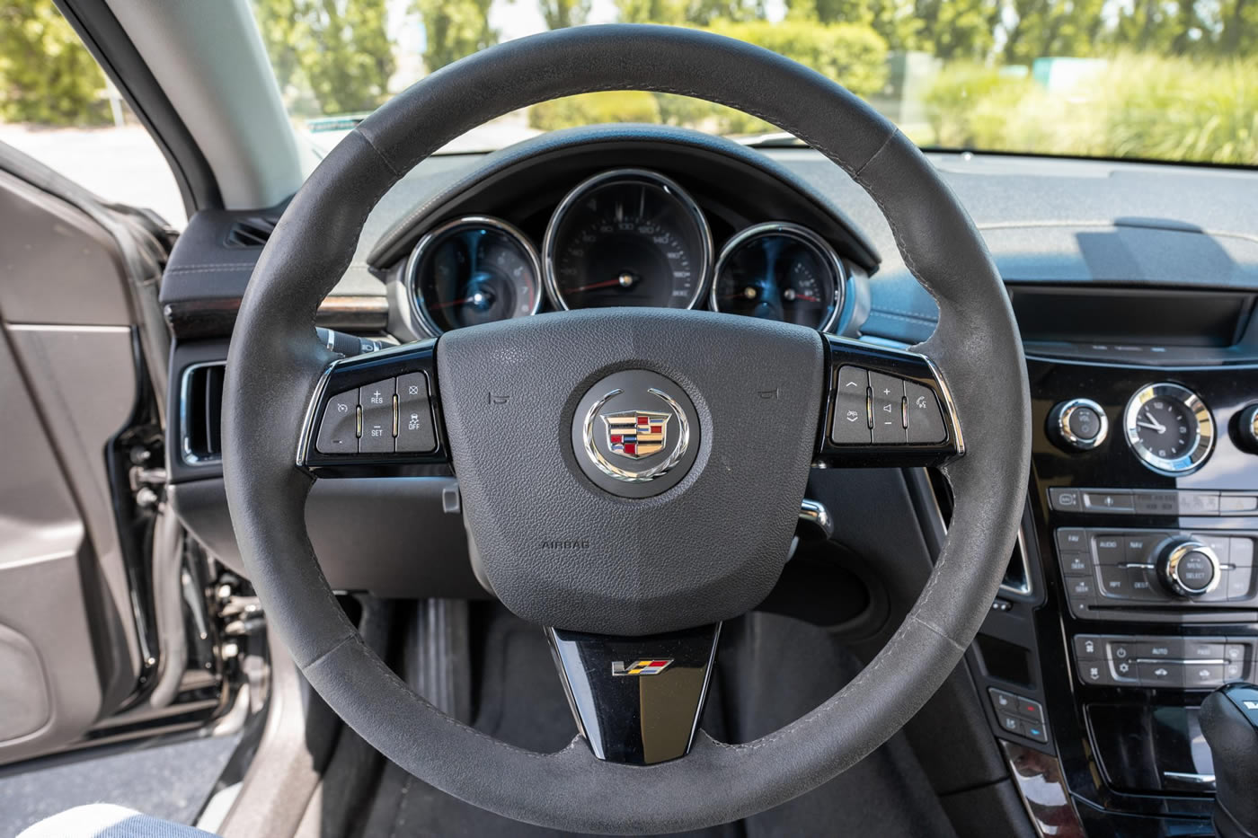 2013 Cadillac CTS-V Wagon in Black Raven