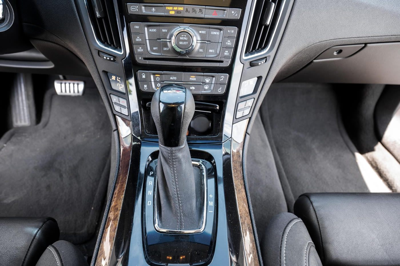 2013 Cadillac CTS-V Wagon in Black Raven