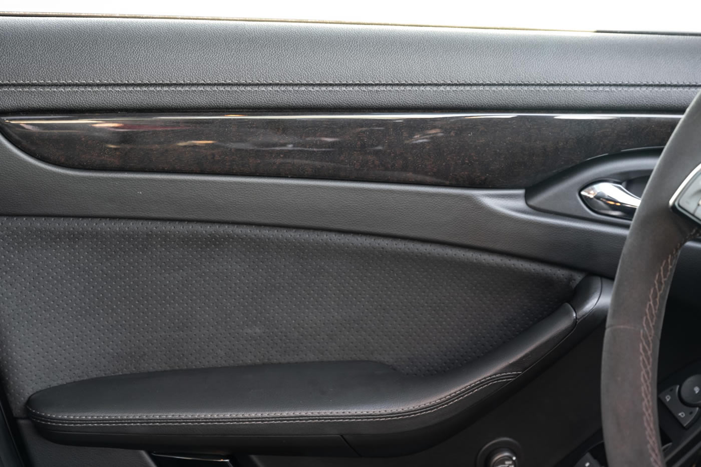 2013 Cadillac CTS-V Wagon in Crystal Red Tintcoat