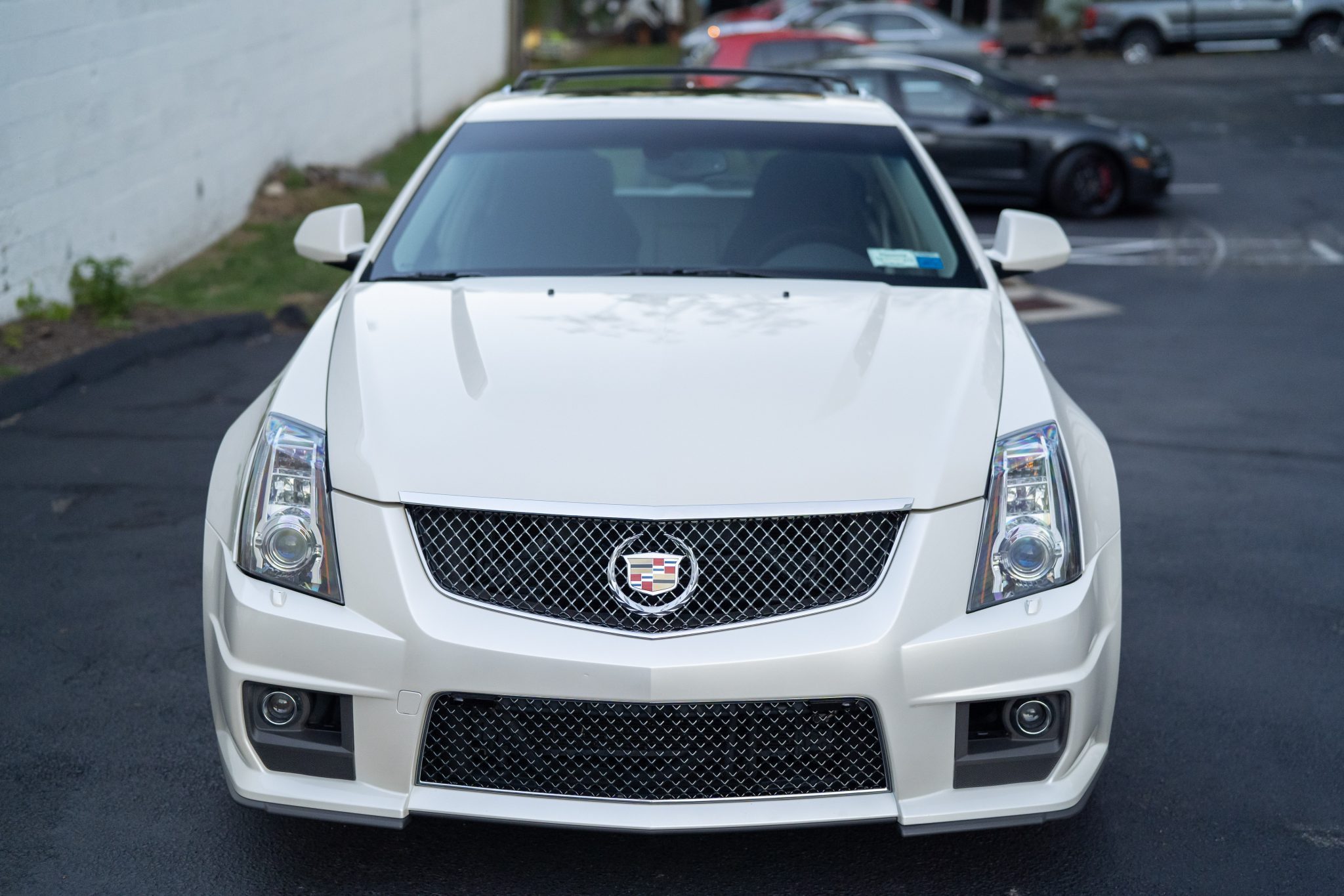 2013 Cadillac CTS-V Wagon in White Diamond Tricoat