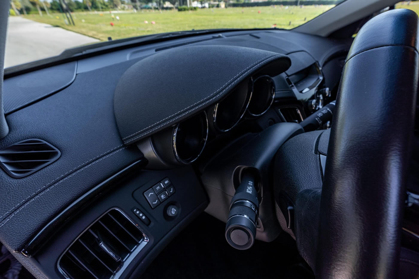 2014 Cadillac CTS-V Wagon in Black Diamond Tricoat