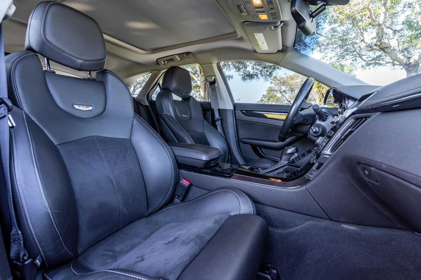 2014 Cadillac CTS-V Wagon in Black Diamond Tricoat