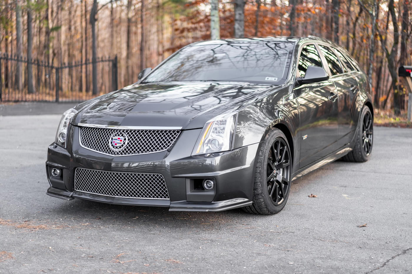 2014 Cadillac CTS-V Wagon in Phantom Gray Metallic